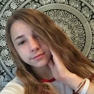 Meet your Posher, Karissa